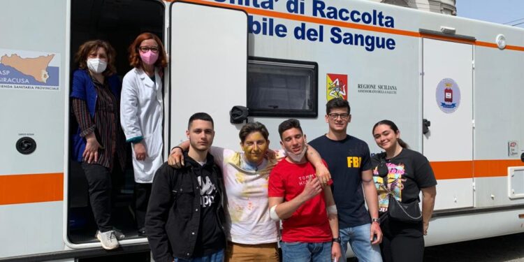 L’unità mobile dell’Asp di Siracusa al Giò Art nel piazzale del Pantheon