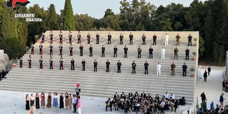 Siracusa. Al Teatro Greco celebrato il 208° annuale della fondazione dell’arma dei Carabinieri