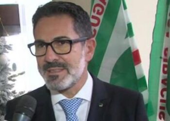 Rosolini. Sì all’aumento delle ore per il personale a tempo indeterminato impiegato al Comune