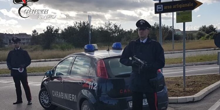 Floridia. Tre pregiudicati denunciati per furto di carburante