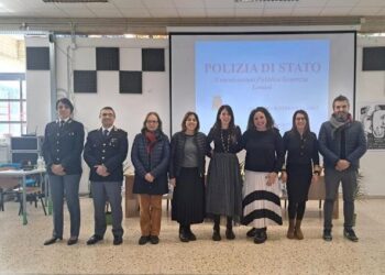 Lentini. Incontro tra Polizia e studenti per contrastare il bullismo e cyberbullismo